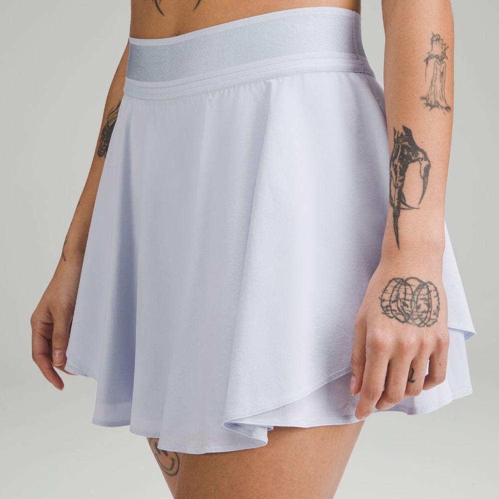 Lululemon High-Rise skirt